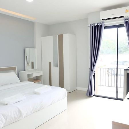 Order Residence Ban Pa Muat Екстериор снимка