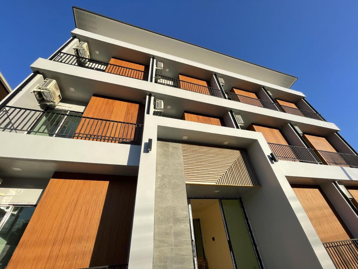Order Residence Ban Pa Muat Екстериор снимка